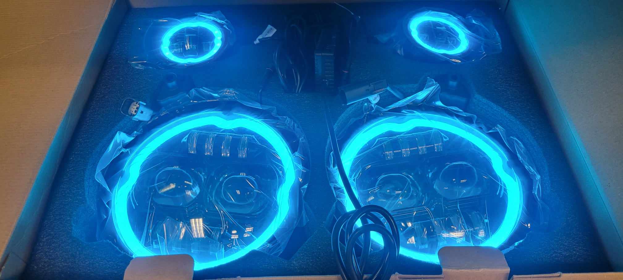 9-Inch RGB-W Headlights with DRL & Halo